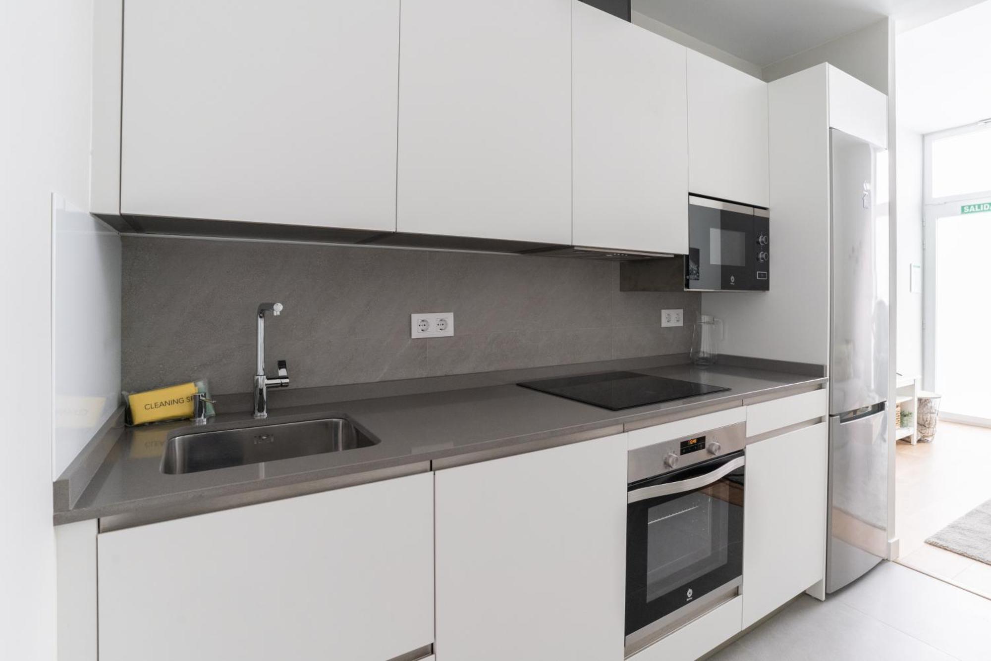 Bright And Airy 2 Bedroom Apartment In Madri Exterior foto