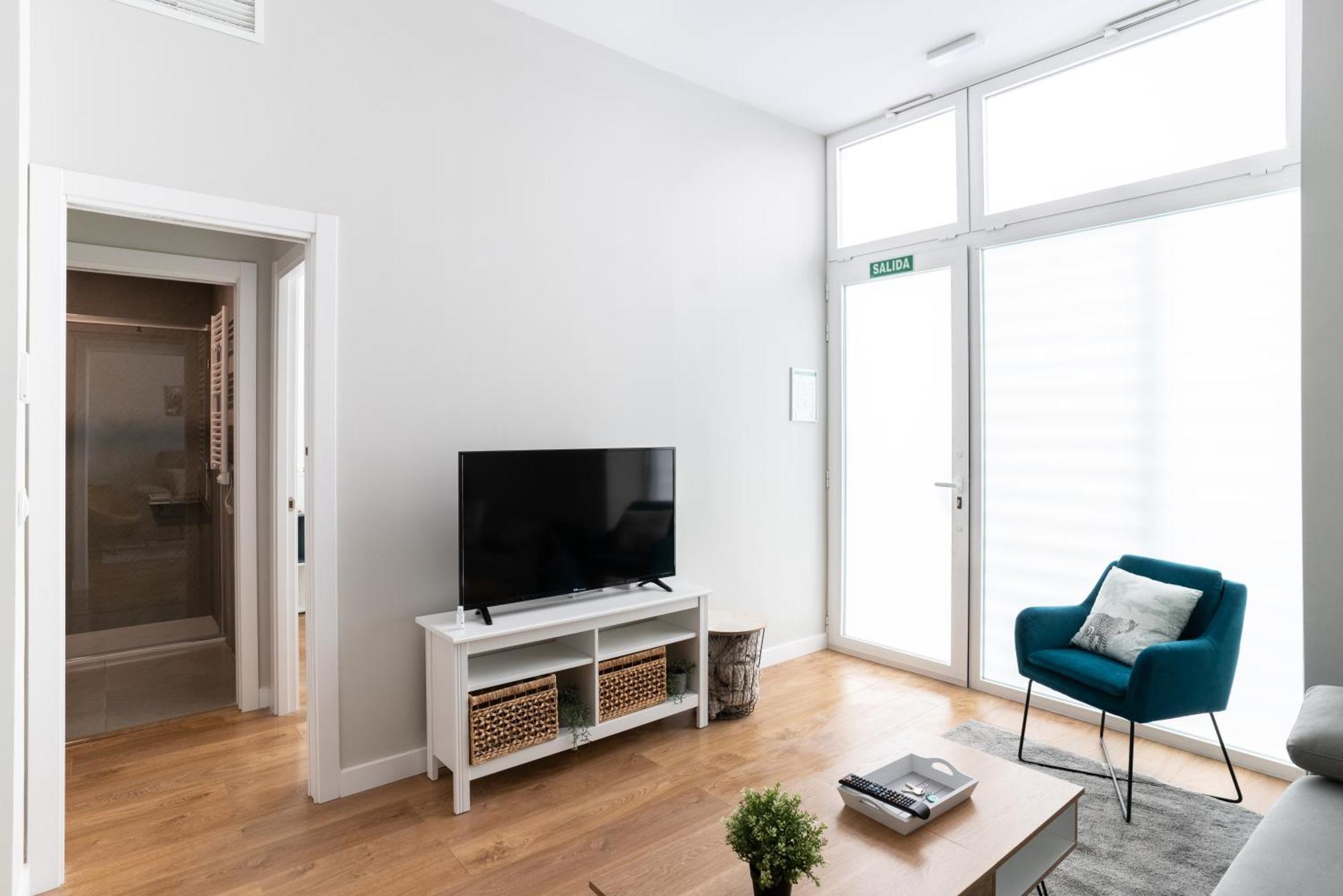 Bright And Airy 2 Bedroom Apartment In Madri Exterior foto